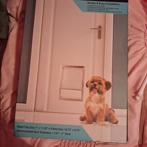 PetSafe Cream Dog Door with Easy Installation